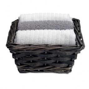 basket of 3 towels  (5) (1)